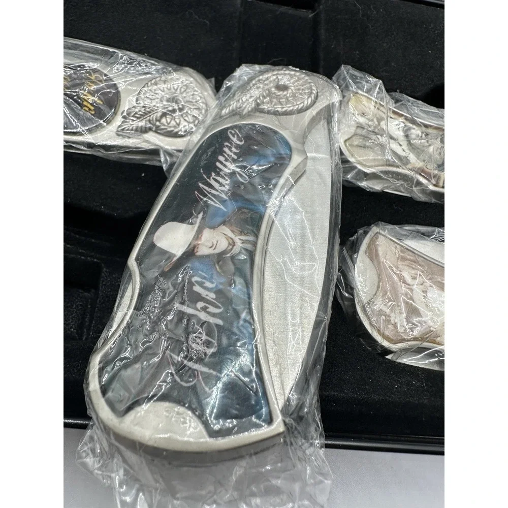 John Wayne Collector Pocket Knives (4) RARE ~ In Collectors Tin‎